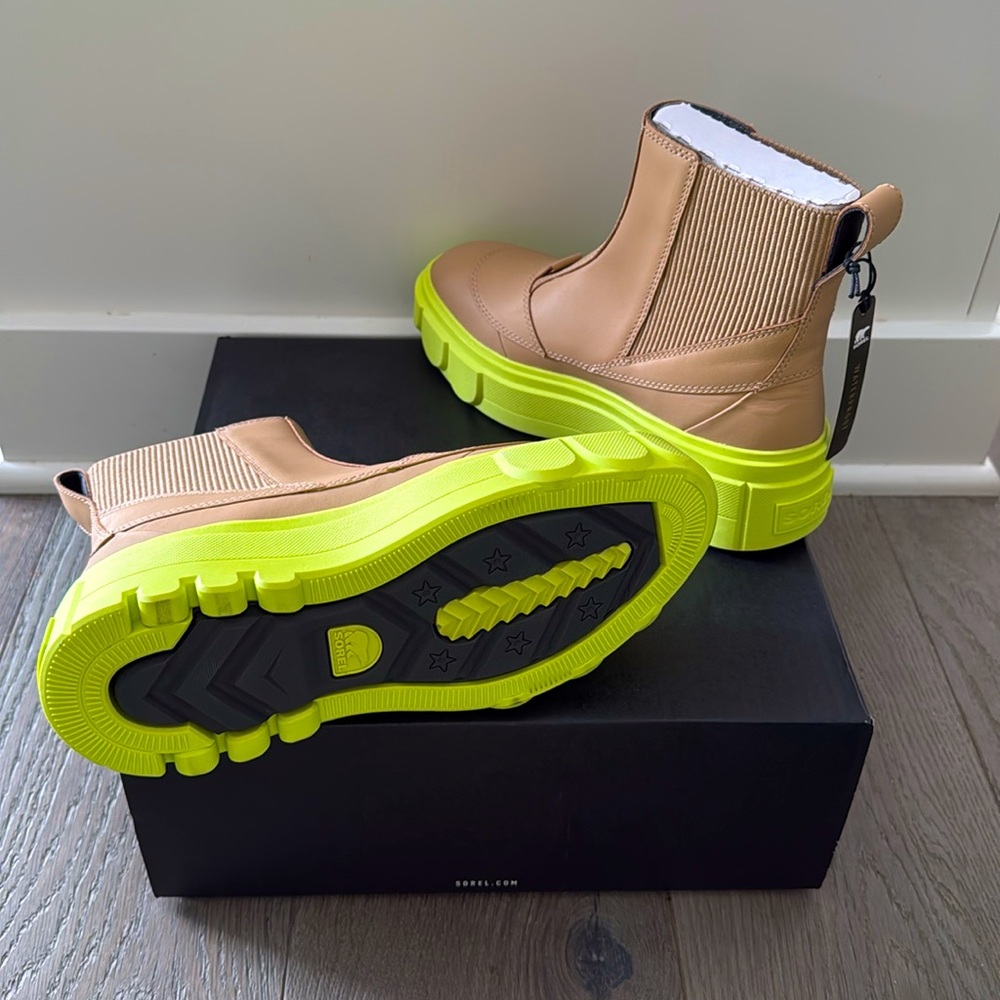 SOREL Leather Caribou™ X Chelsea Waterproof Boot in Tan w/ Green Rubber Sole-9 - Picture 7 of 12